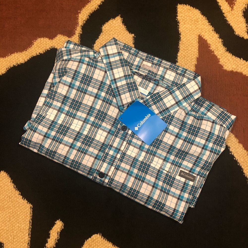 Men’s Columbia short sleeve button down